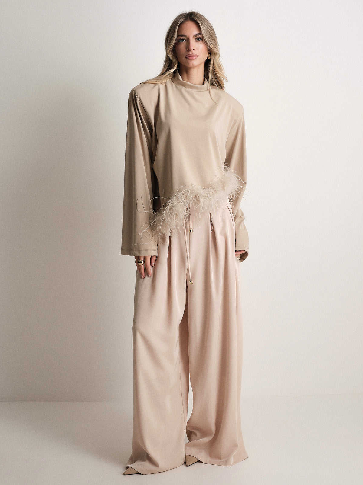 #colore_beige