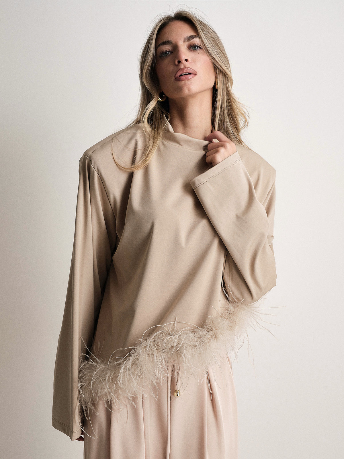 #colore_beige