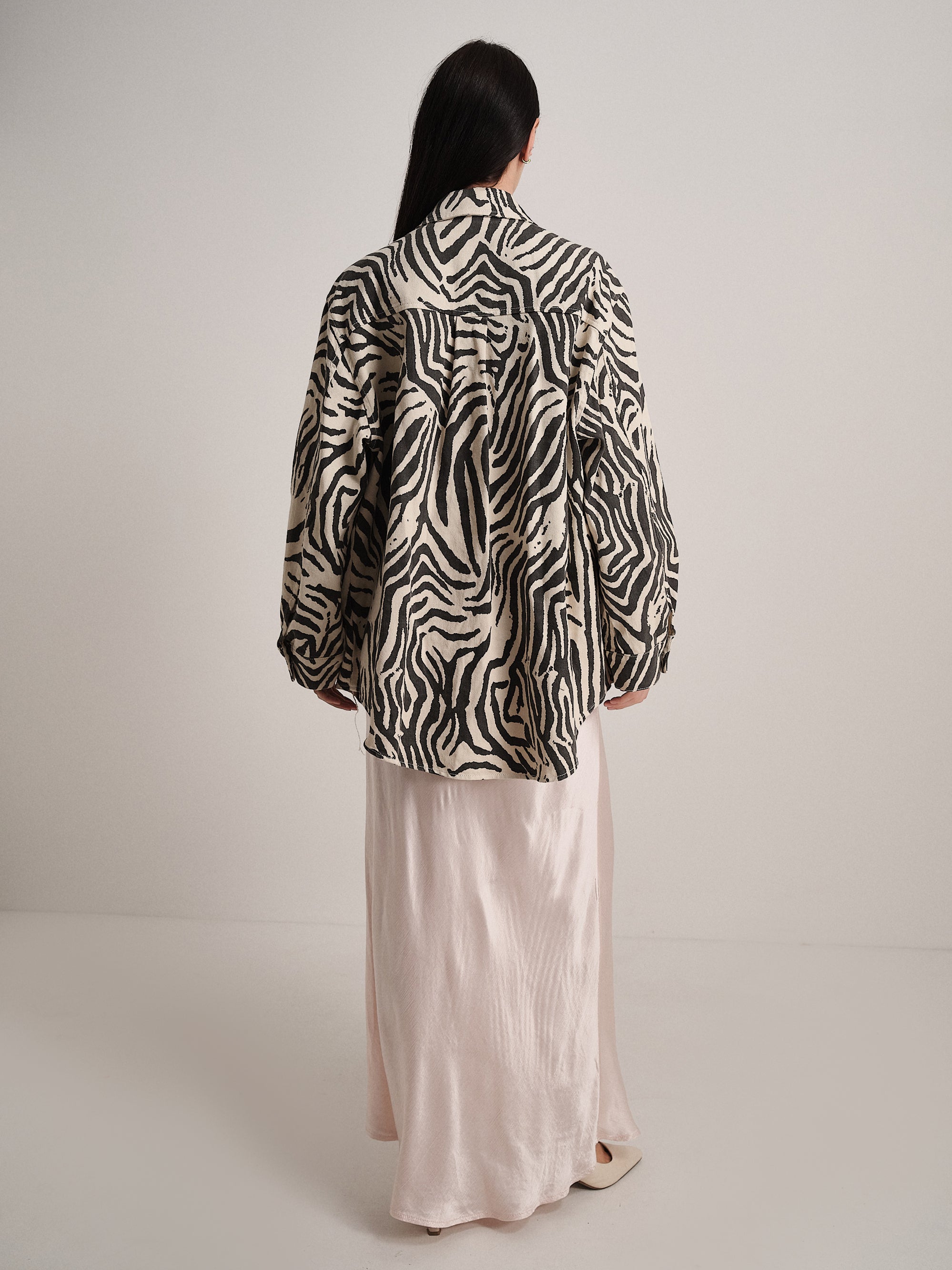 #colore_panna e nero