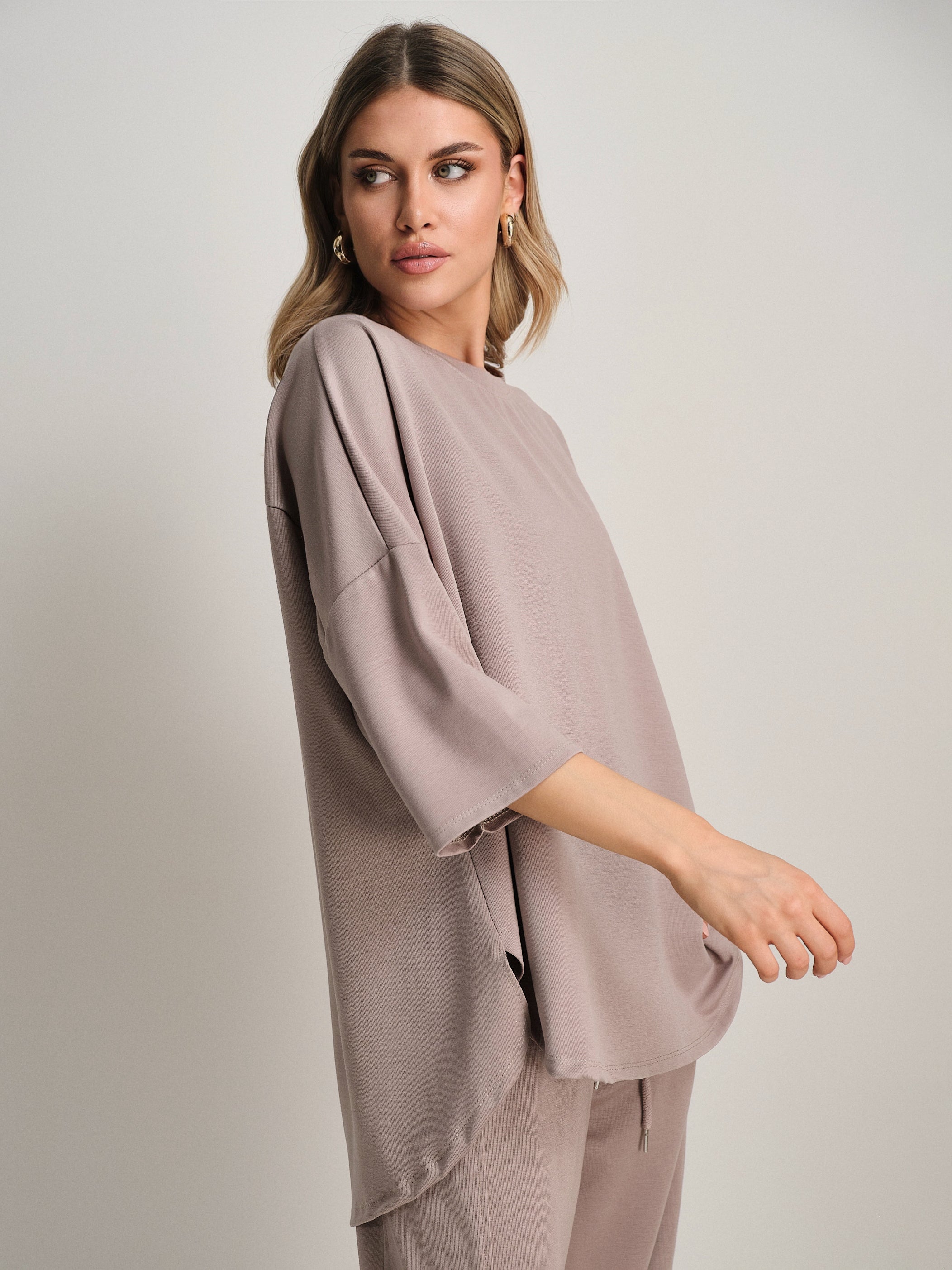 #colore_taupe