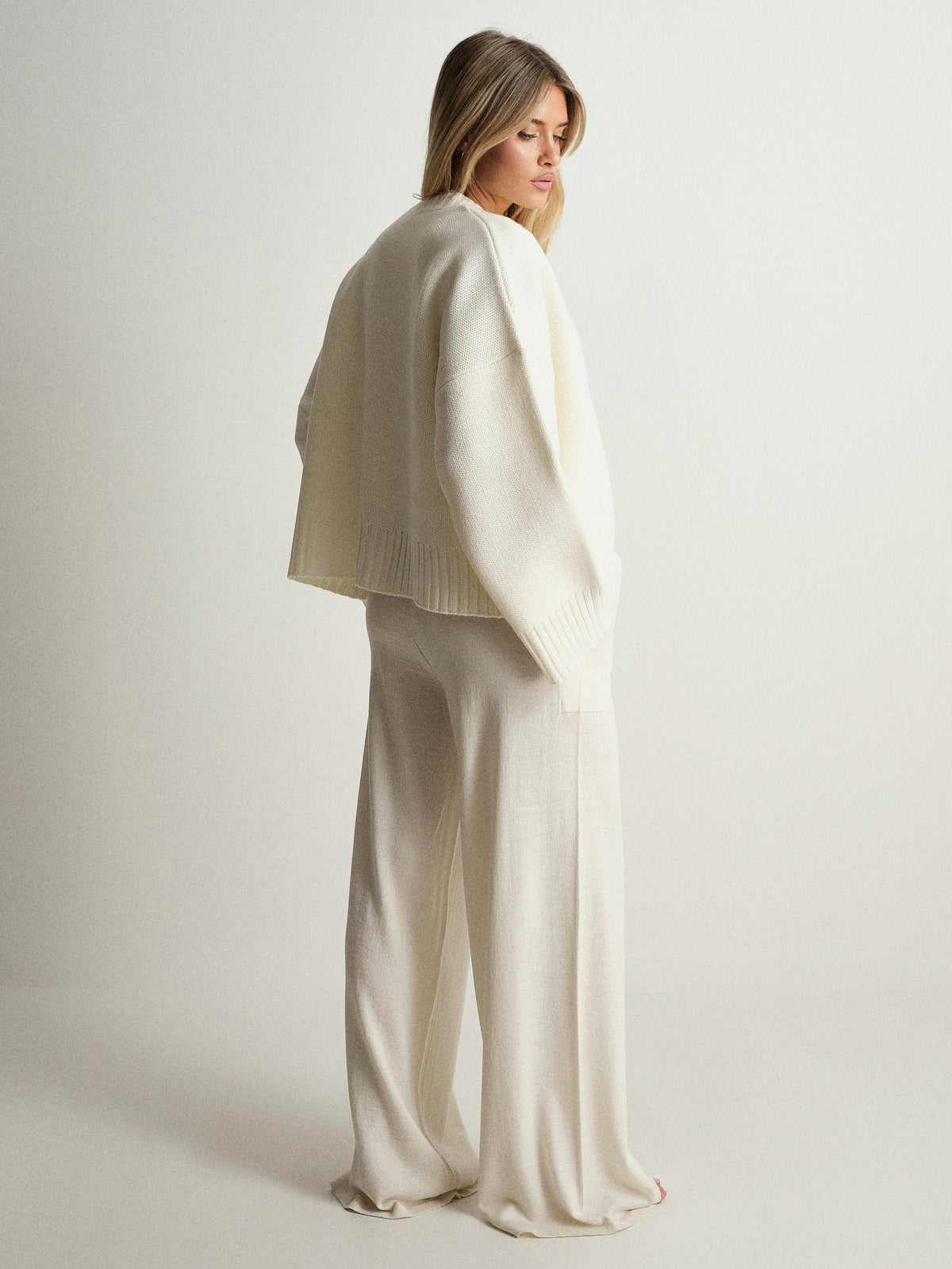 #colore_avorio