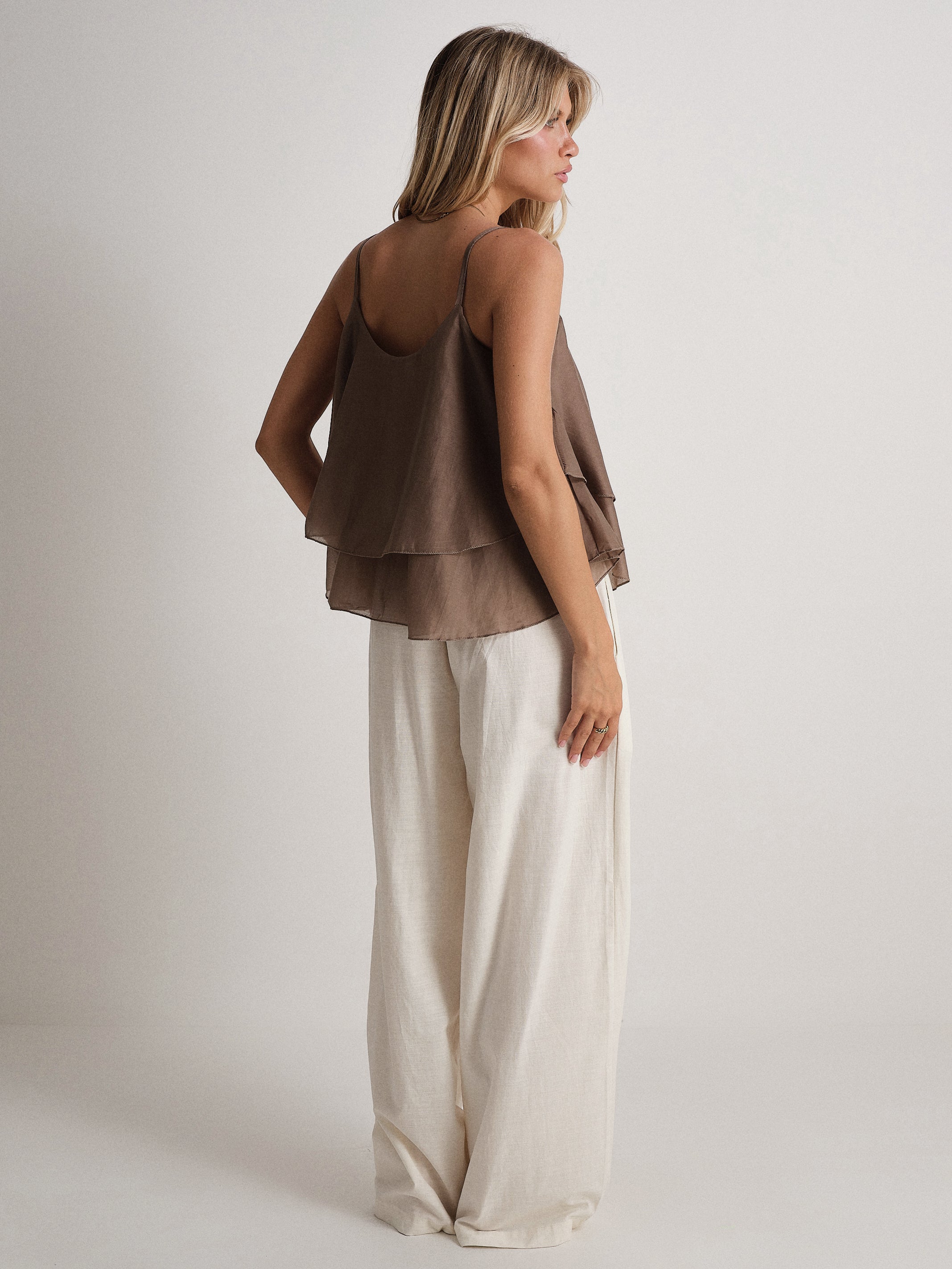 #colore_taupe