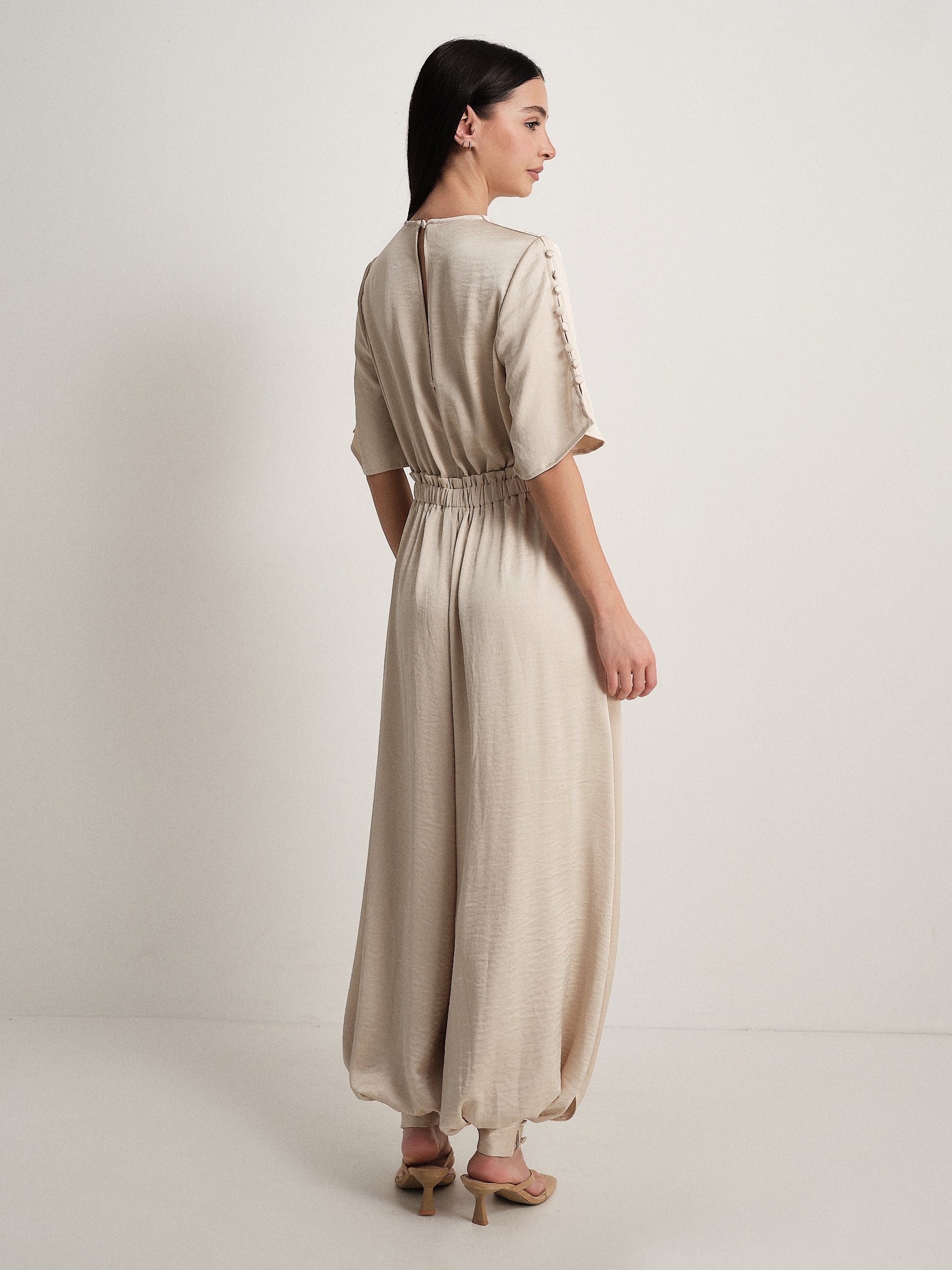 #colore_beige