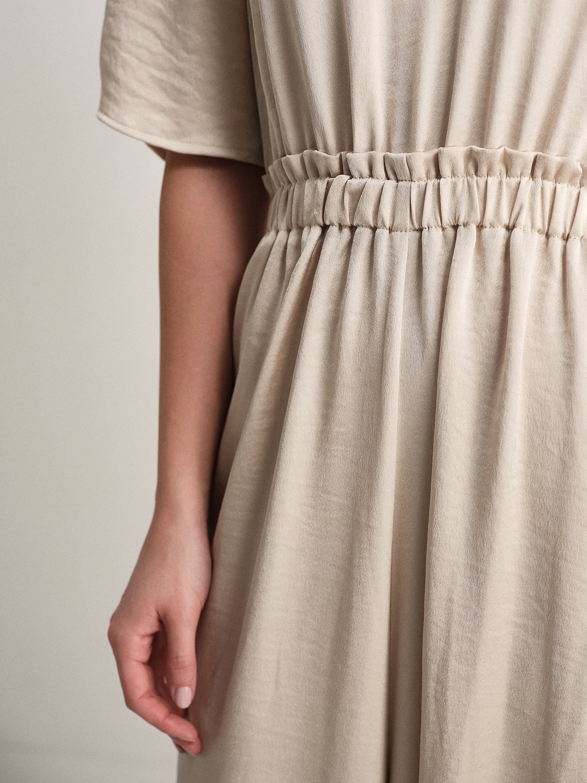 #colore_beige