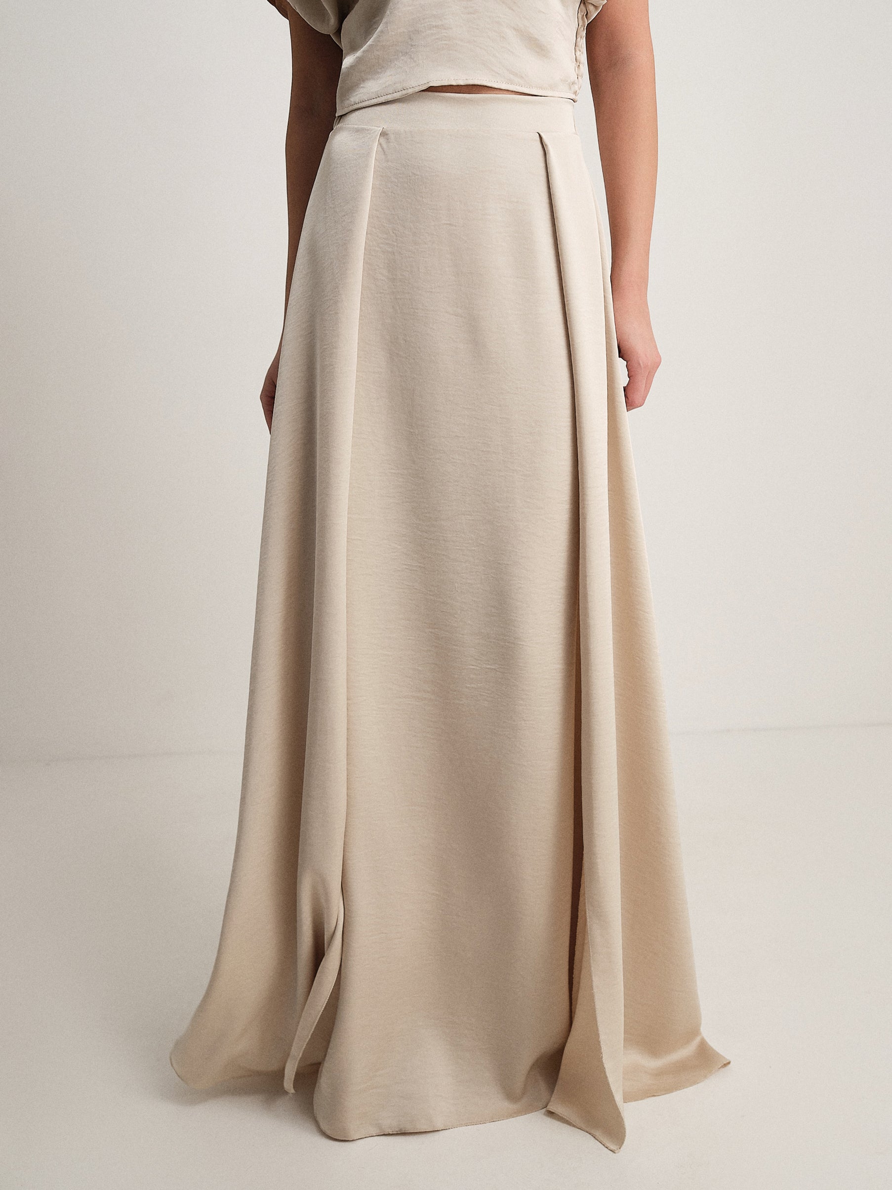 #colore_beige