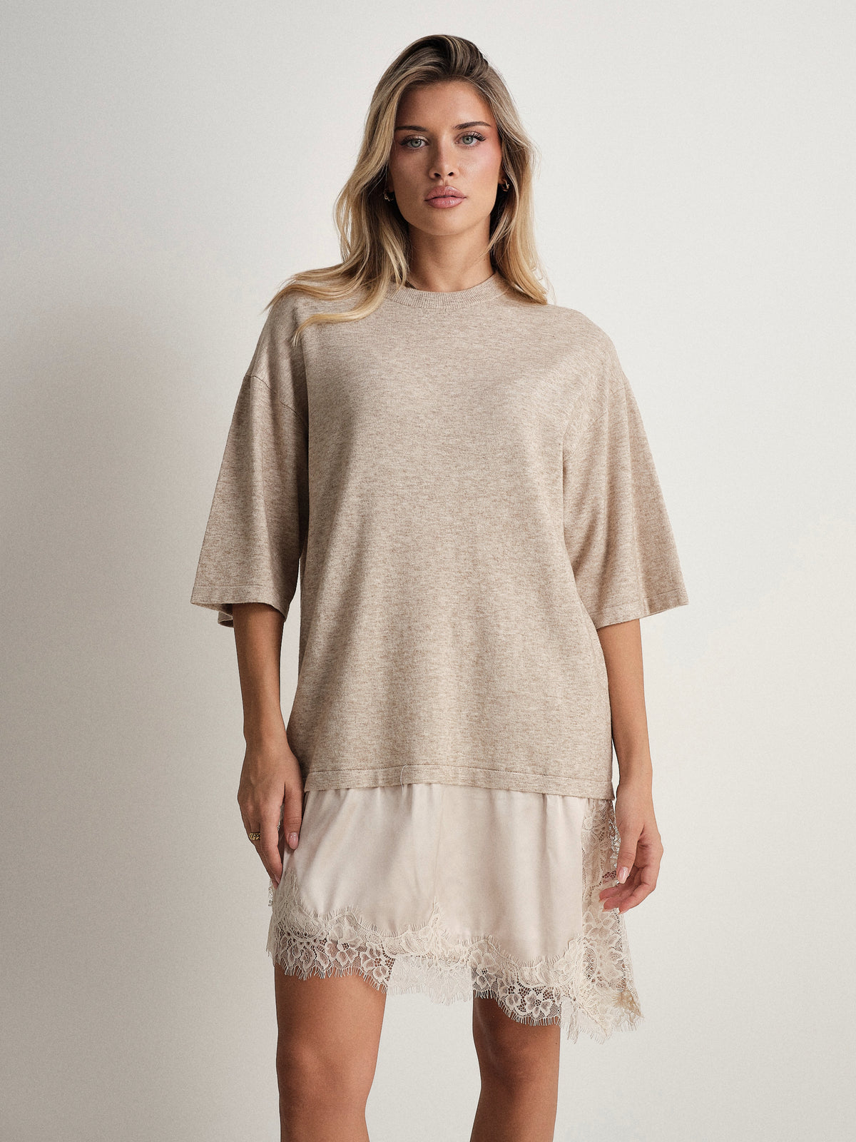 #colore_beige
