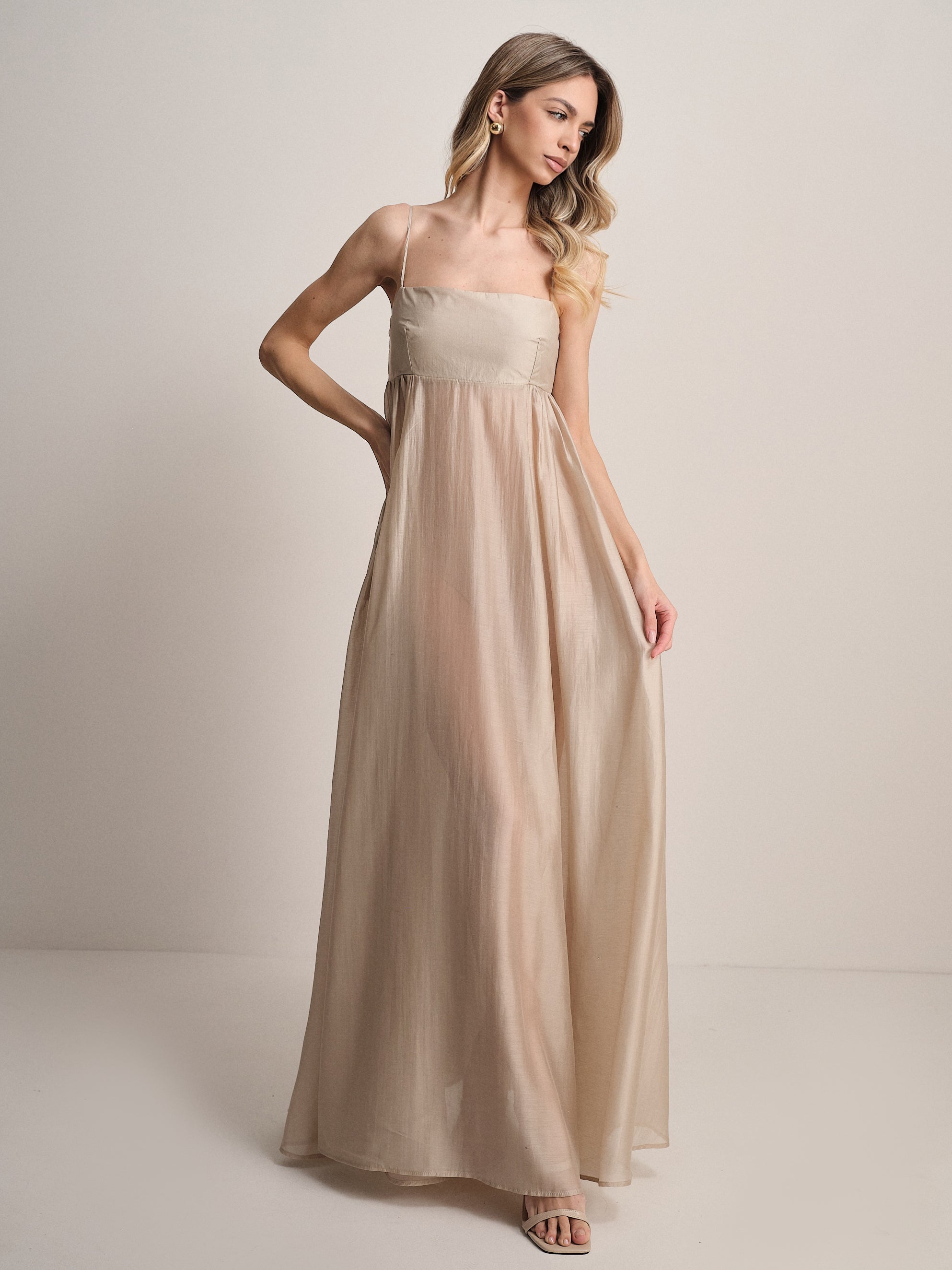 #colore_beige