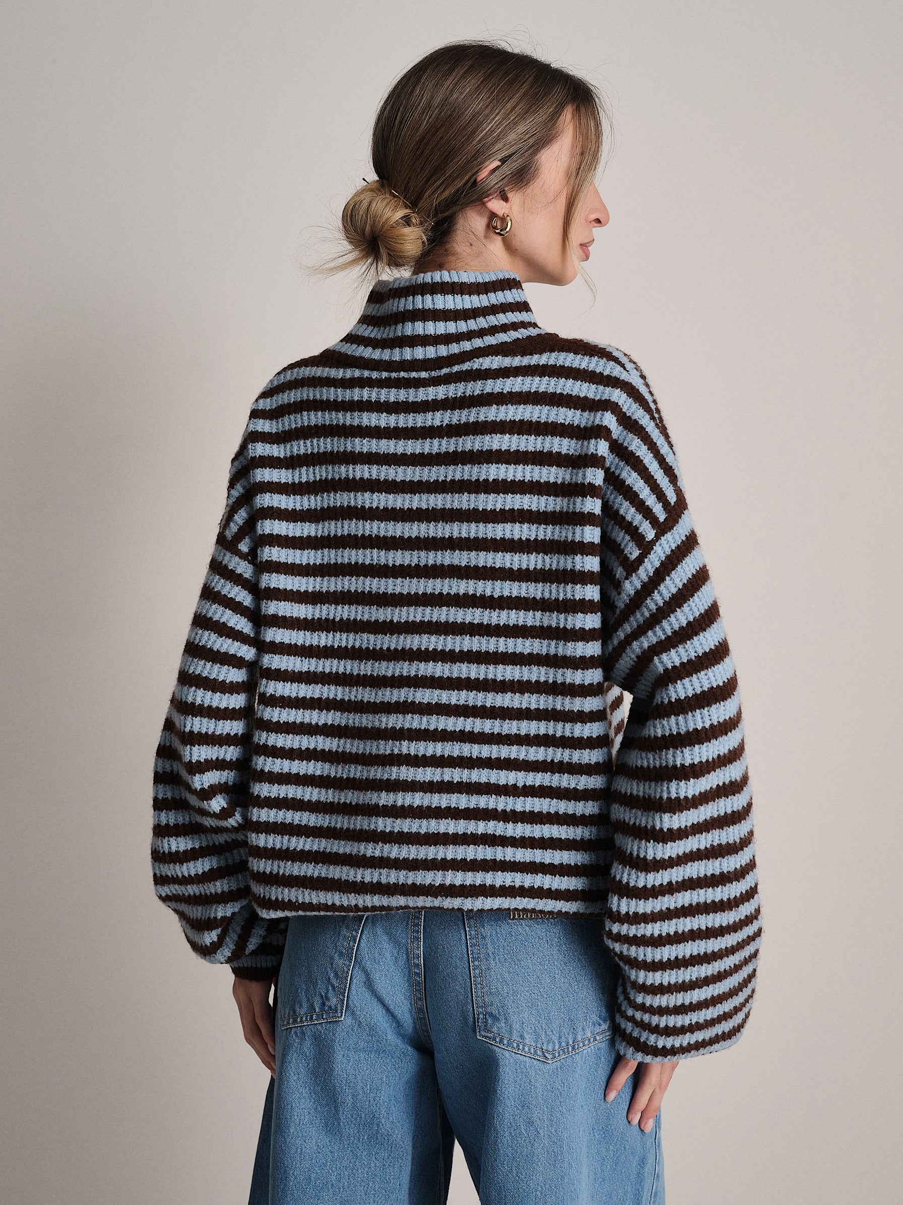 #colore_azzurro e marrone