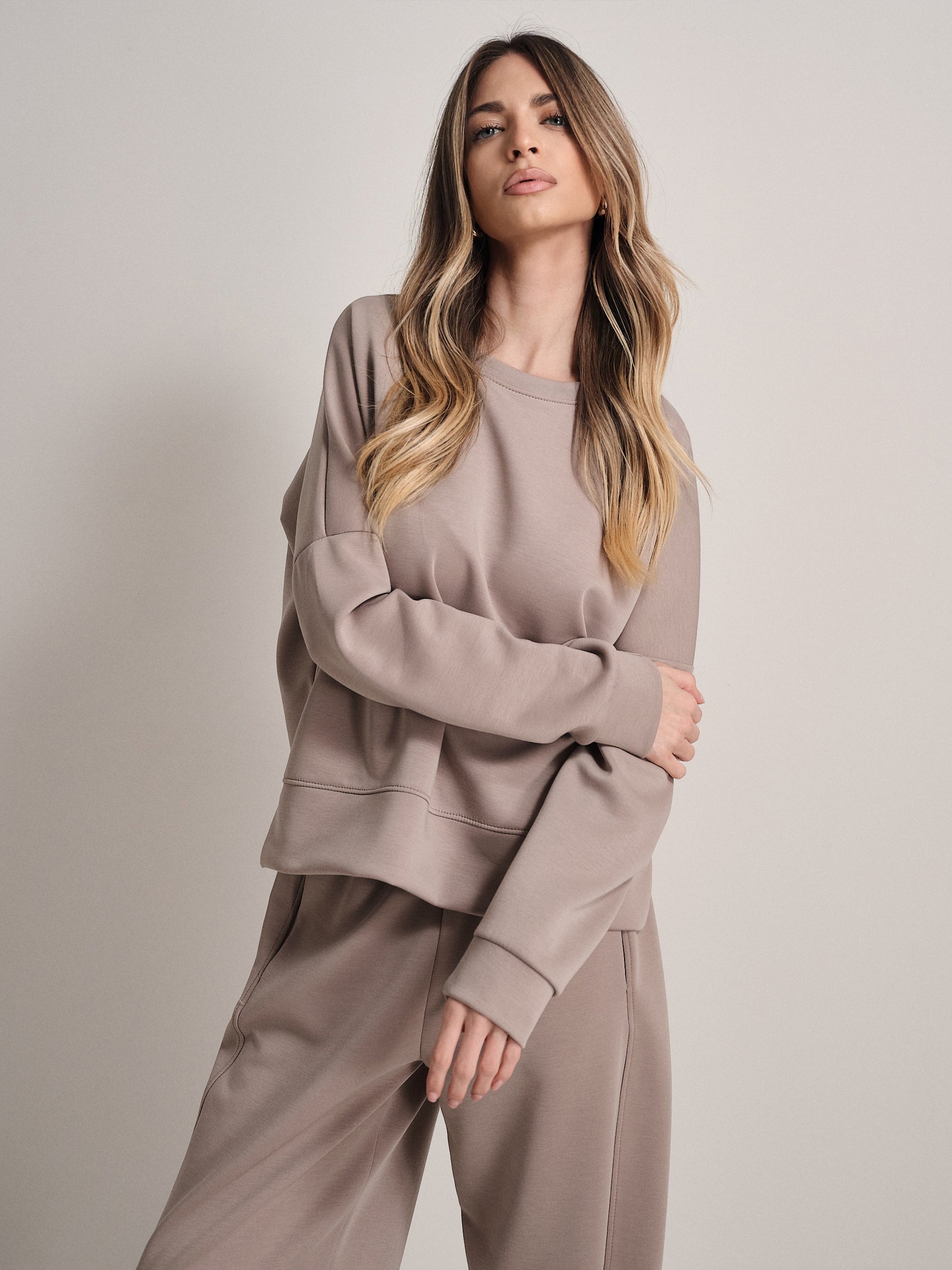 #colore_taupe