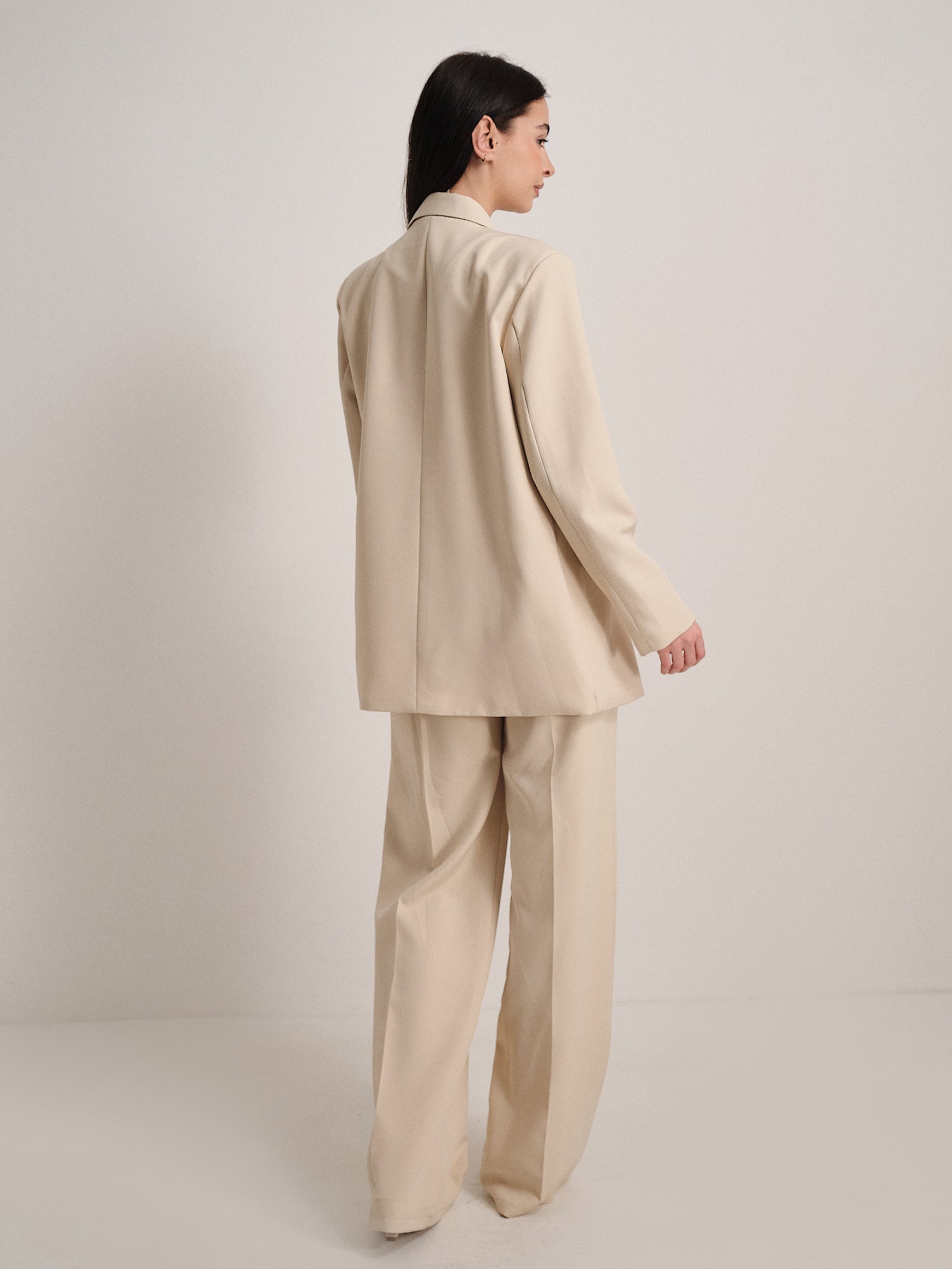 #colore_beige