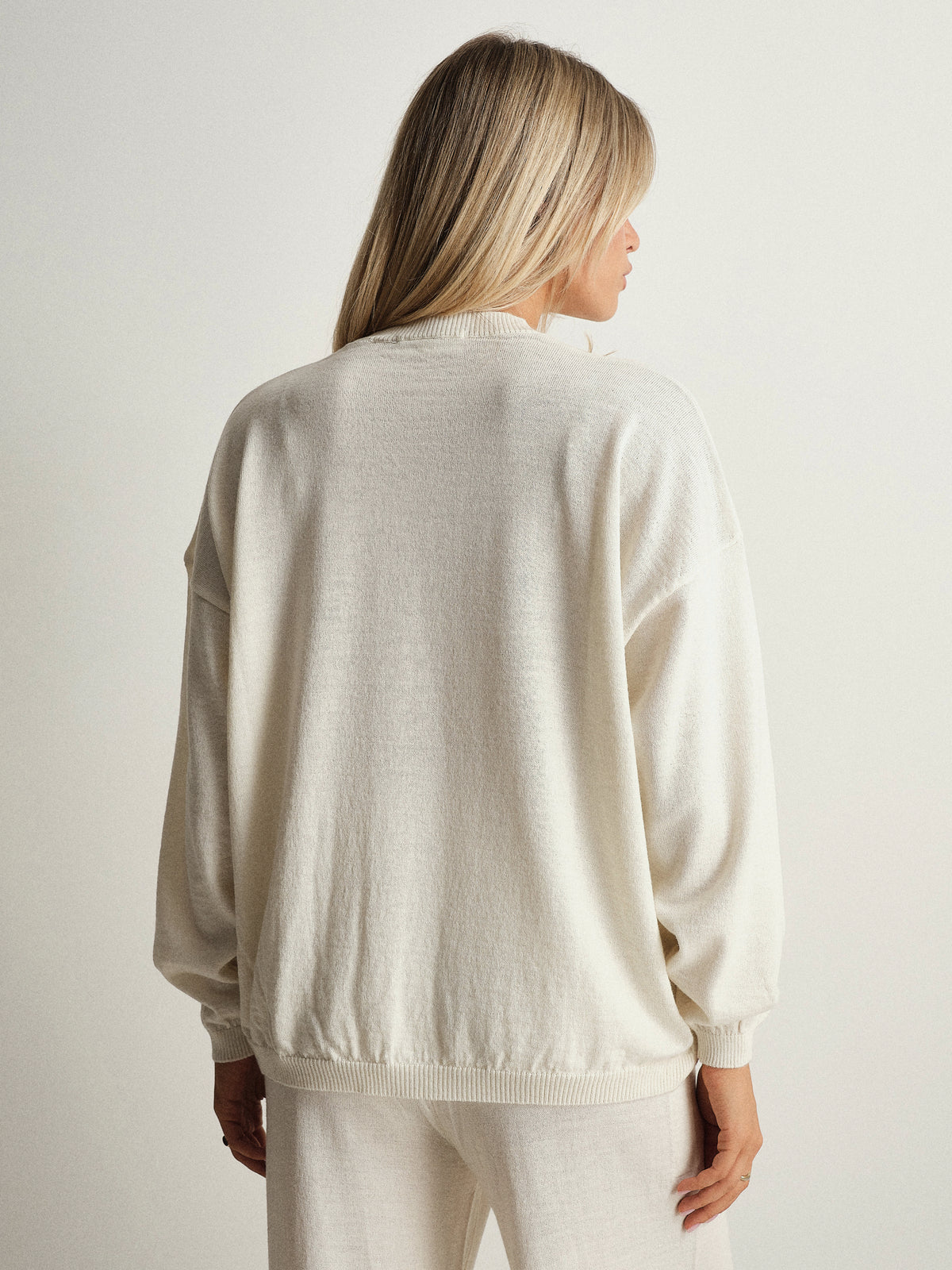 #colore_avorio