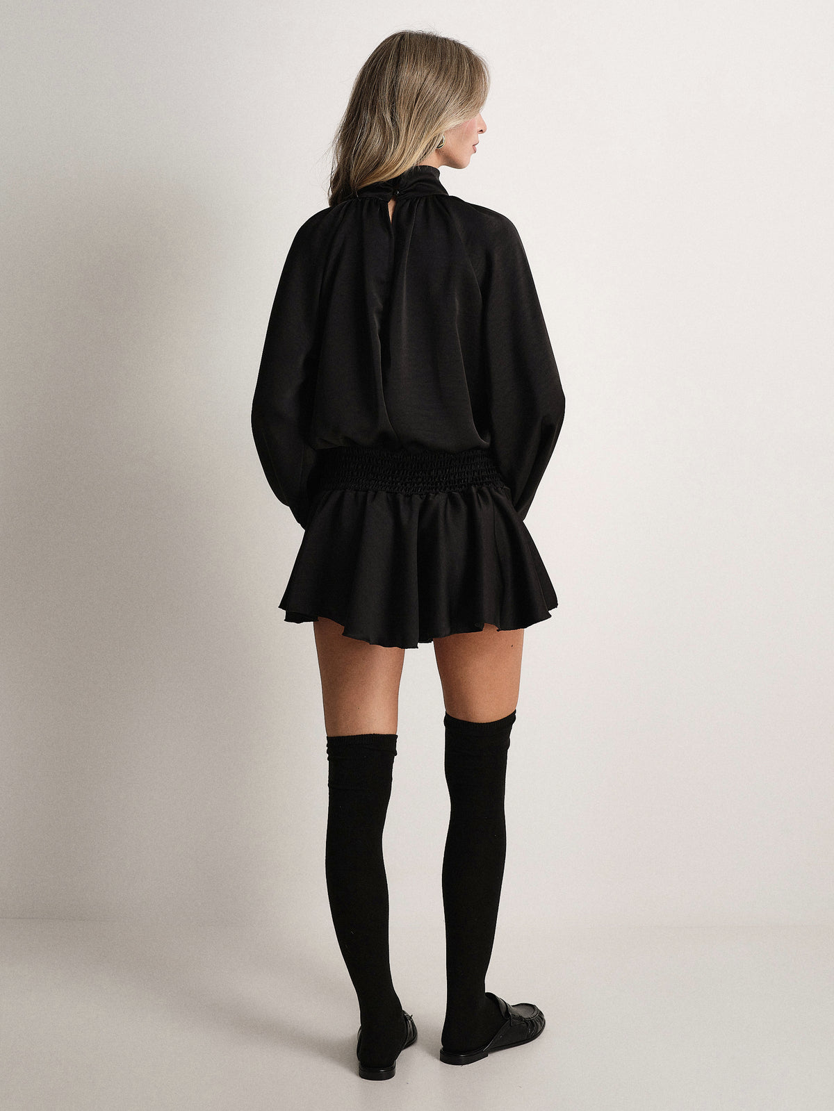 #colore_nero