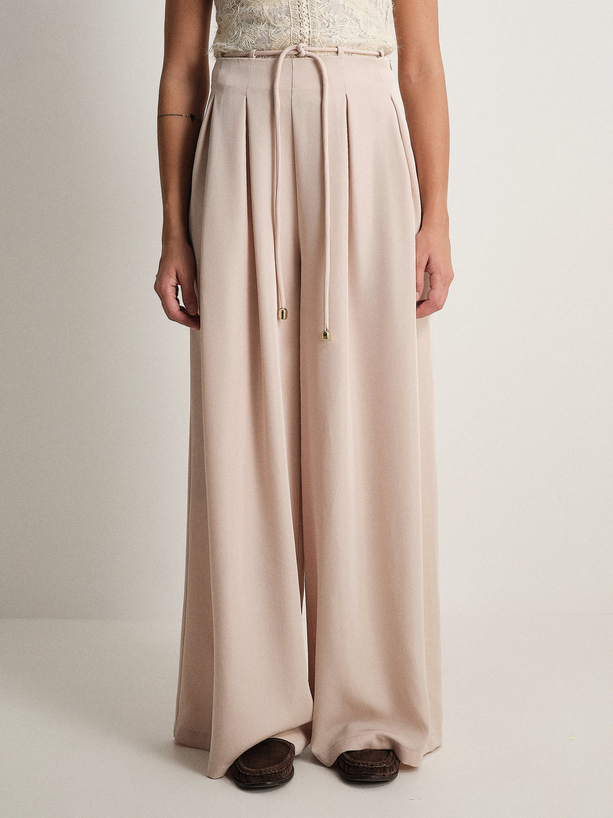 #colore_beige