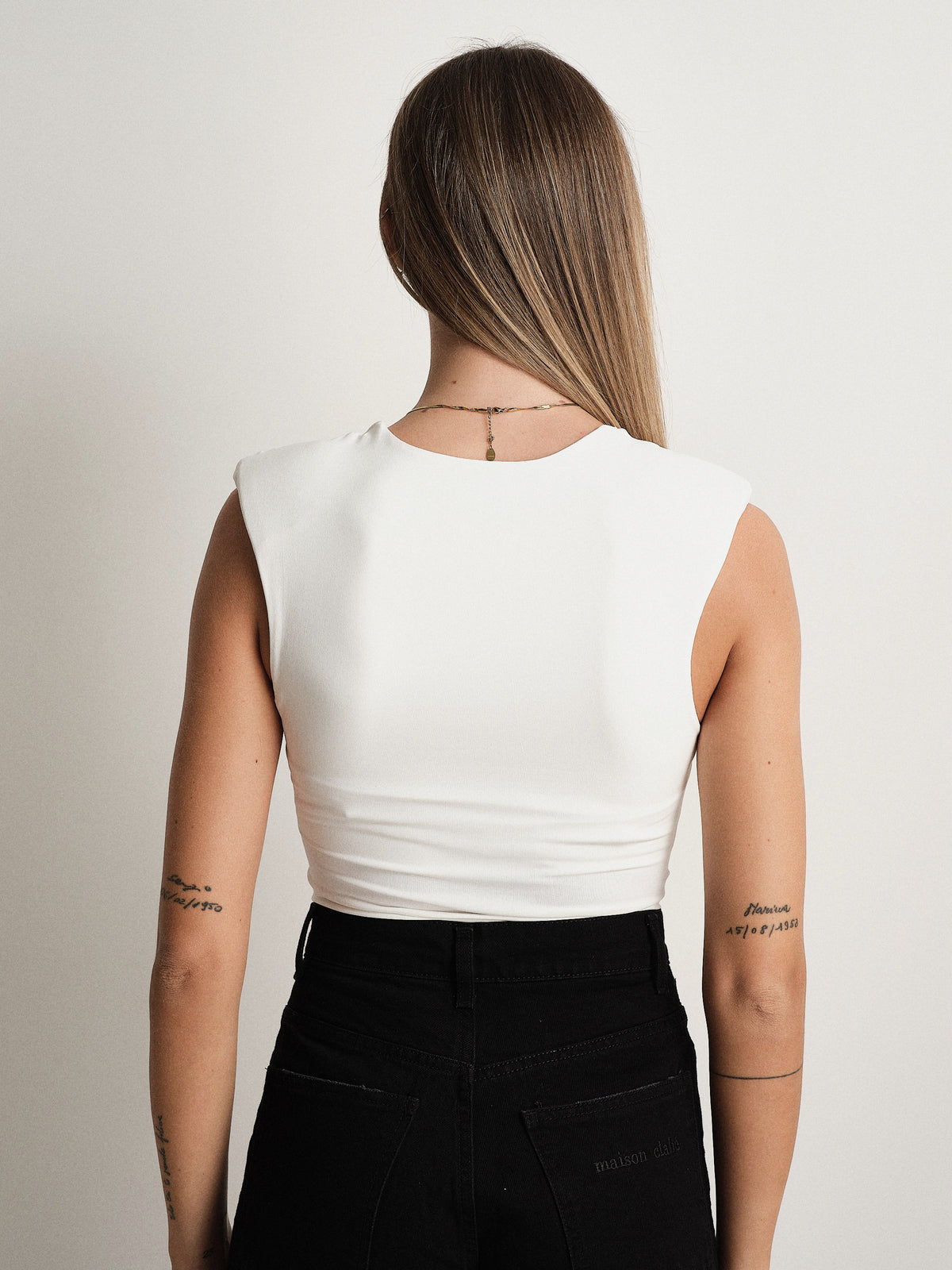 #colore_bianco