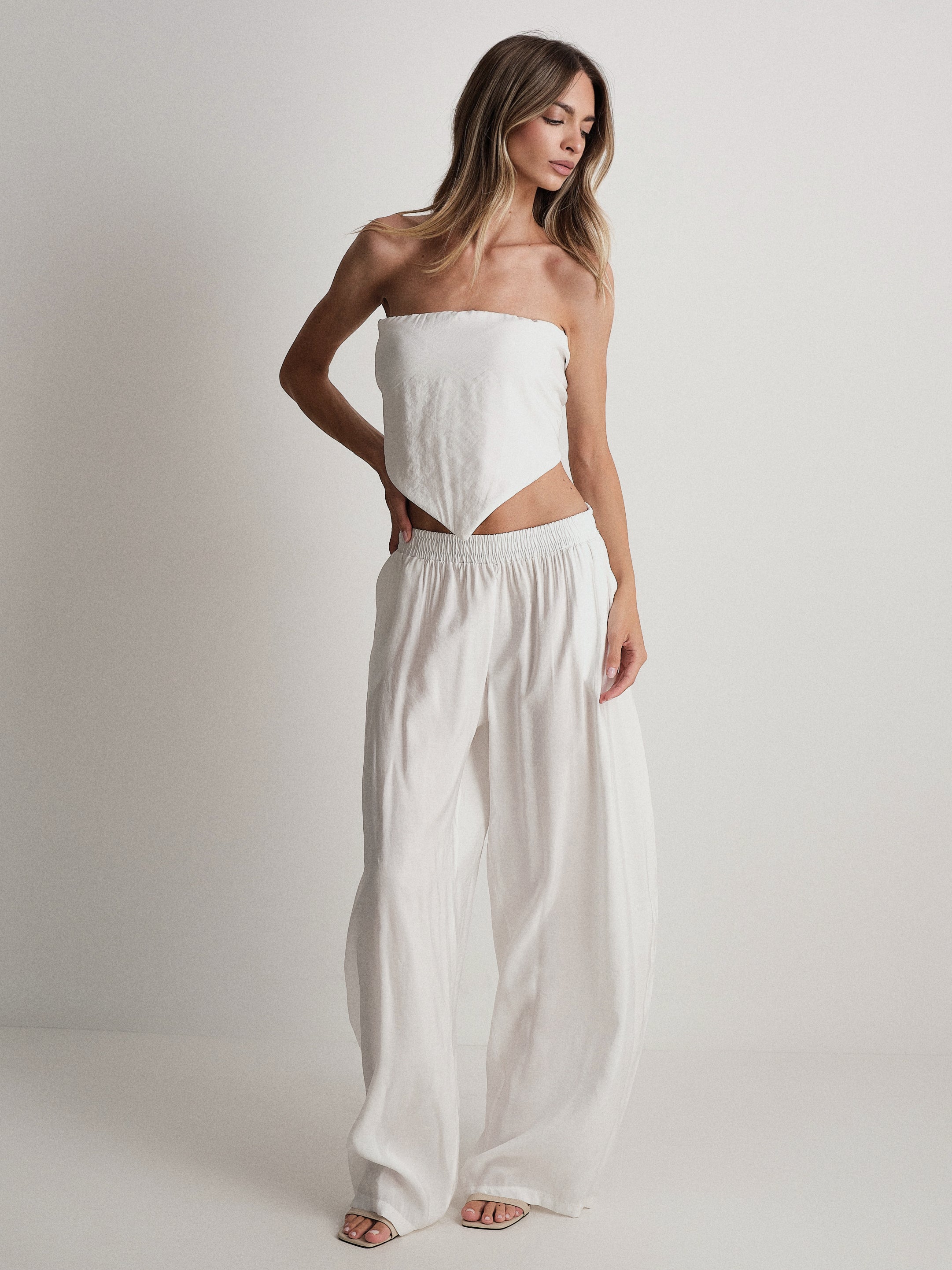 #colore_bianco