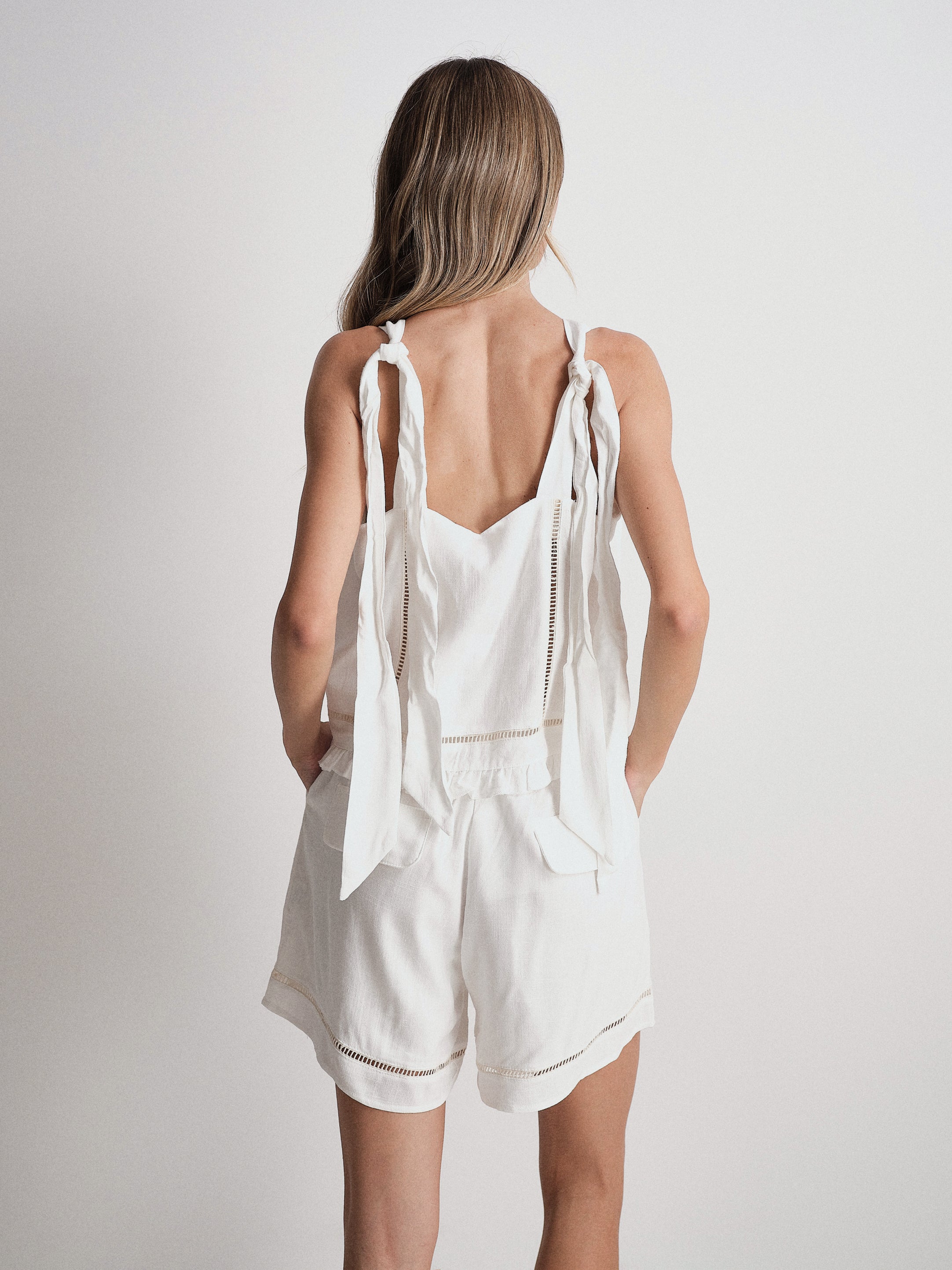 #colore_bianco