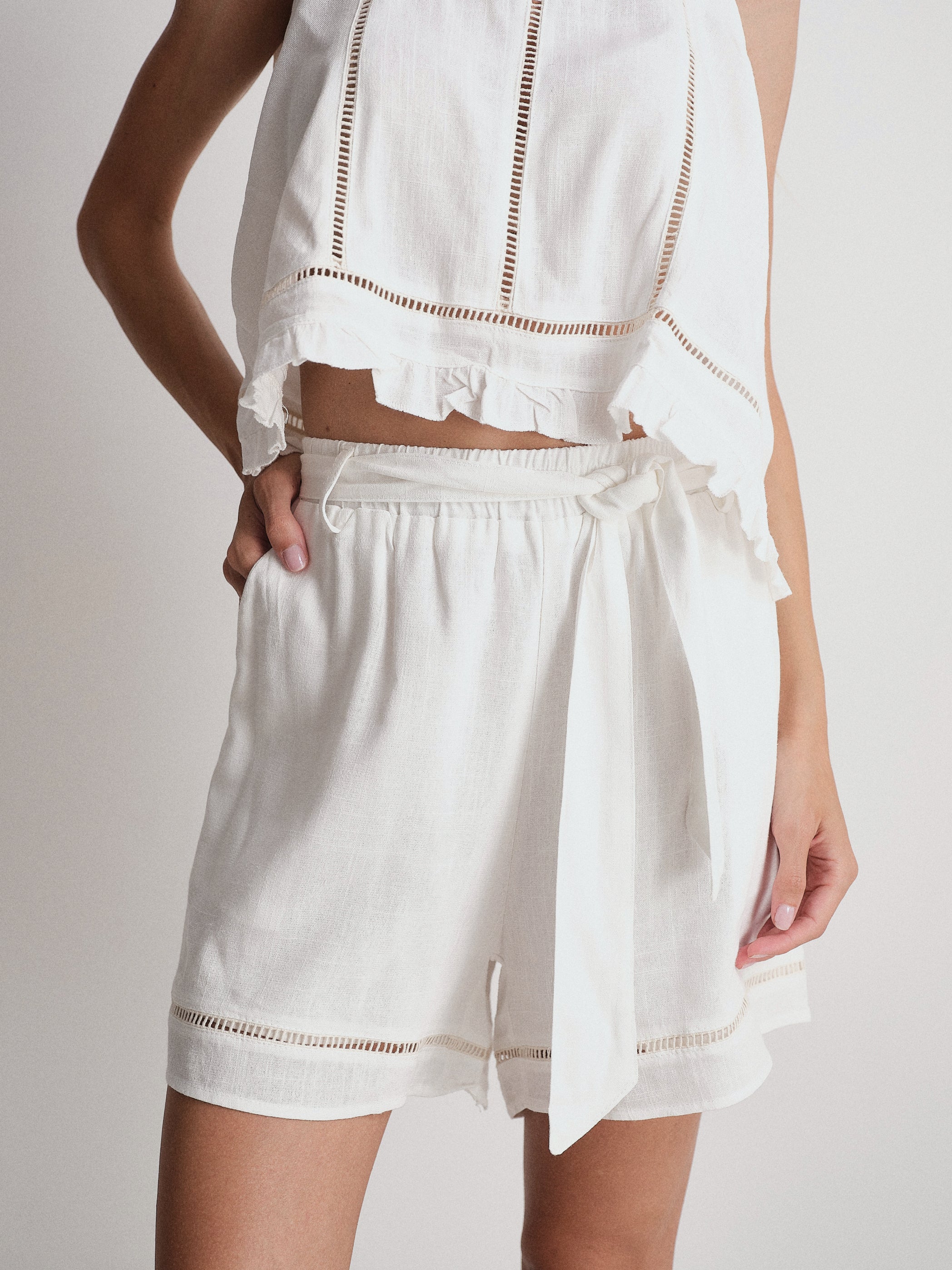 #colore_bianco