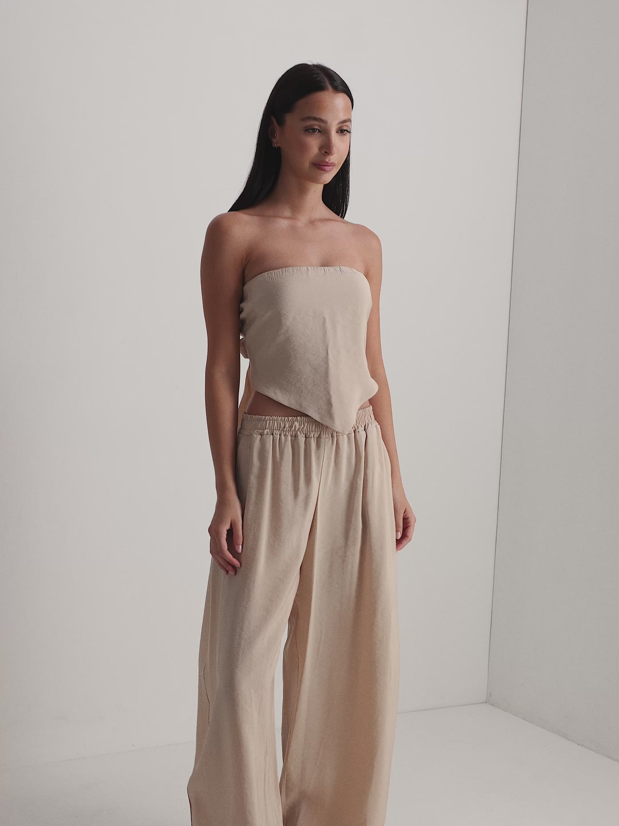 #colore_beige